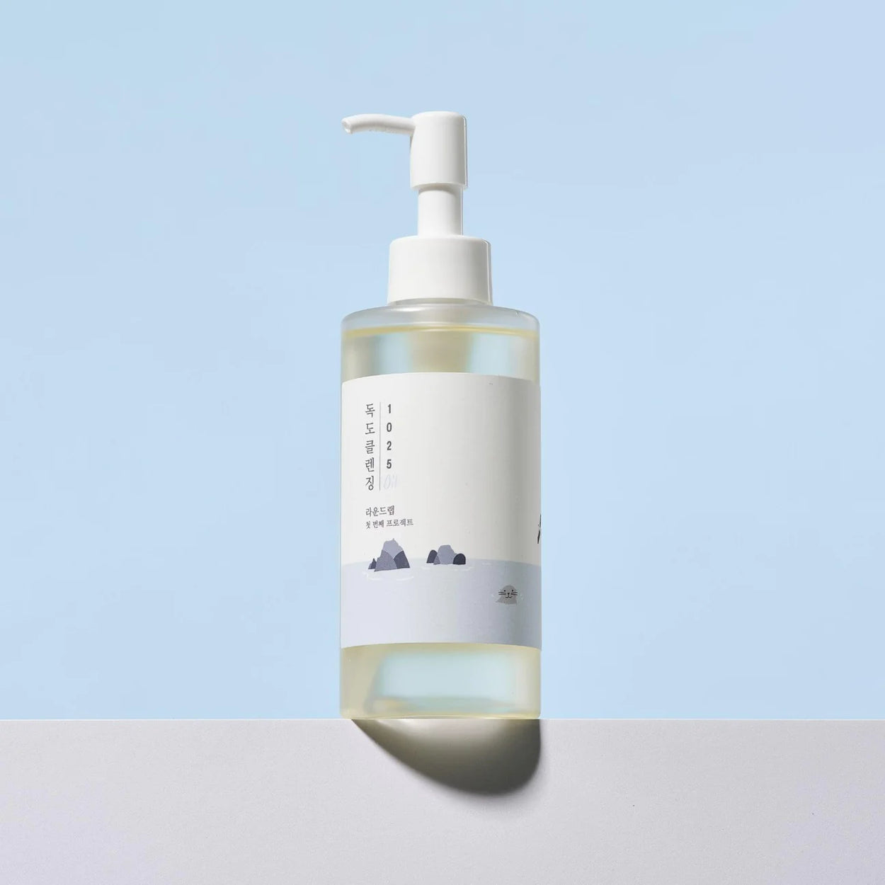 Round Lab Dokdo Cleansing Oil 1025 (200ml)